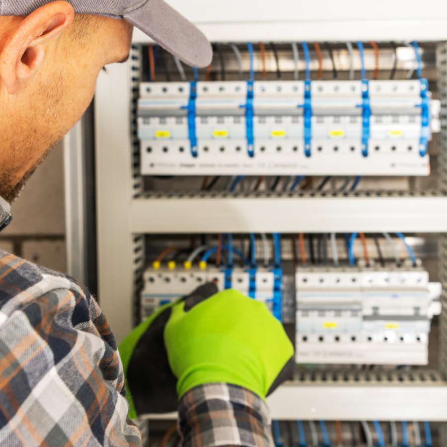 groepen toevoegen aan stoppenkast door elektricien